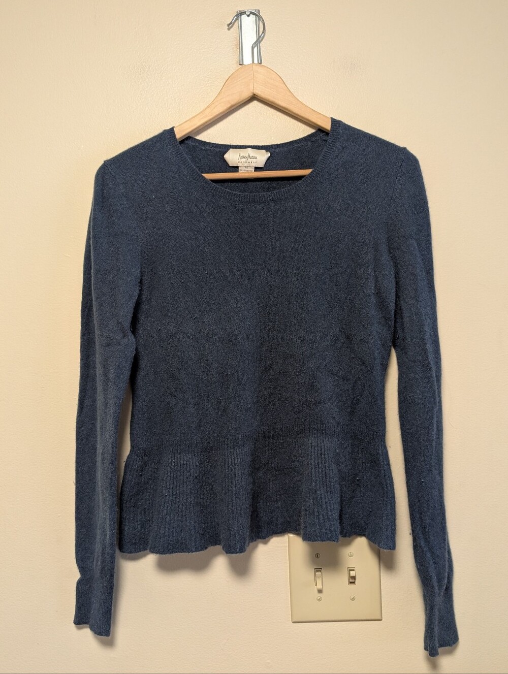 Neiman Marcus 100% Cashmere Peplum Sweater Medium Blue